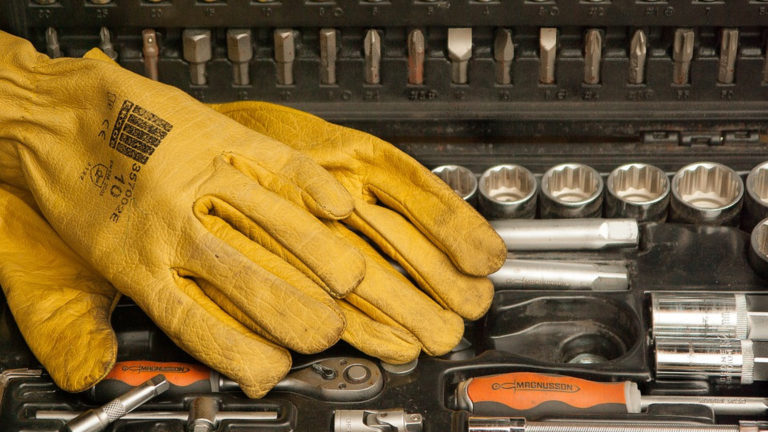 Un conducteur de travaux facilite grandement votre chantier