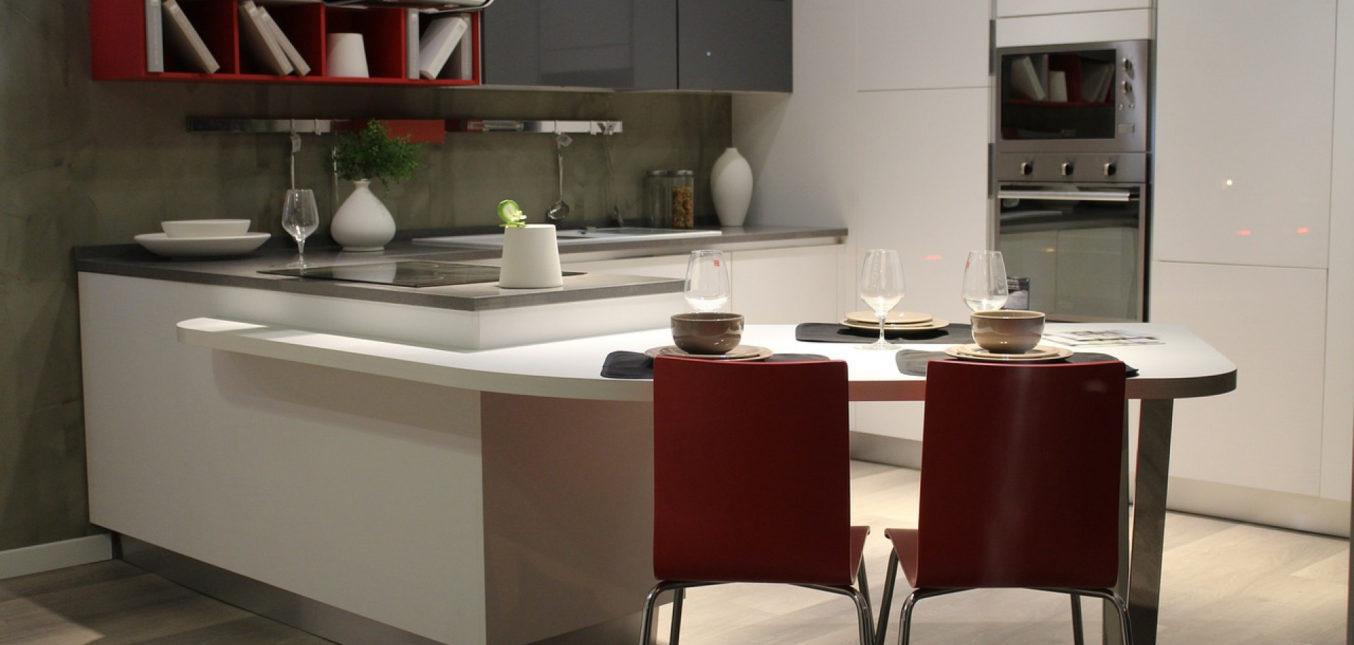 La mini cuisine, un indispensable pour les surfaces réduites