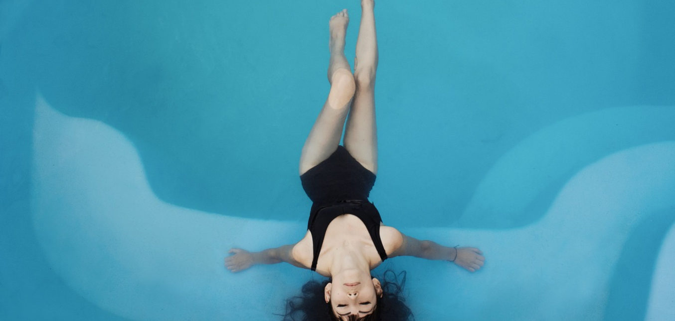 Piscine enterrée : quels sont ses avantages ?